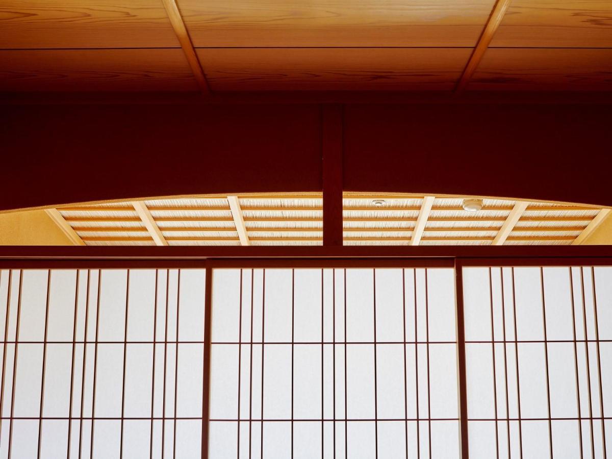 Yamatoya Honten Matsuyama  Bagian luar foto